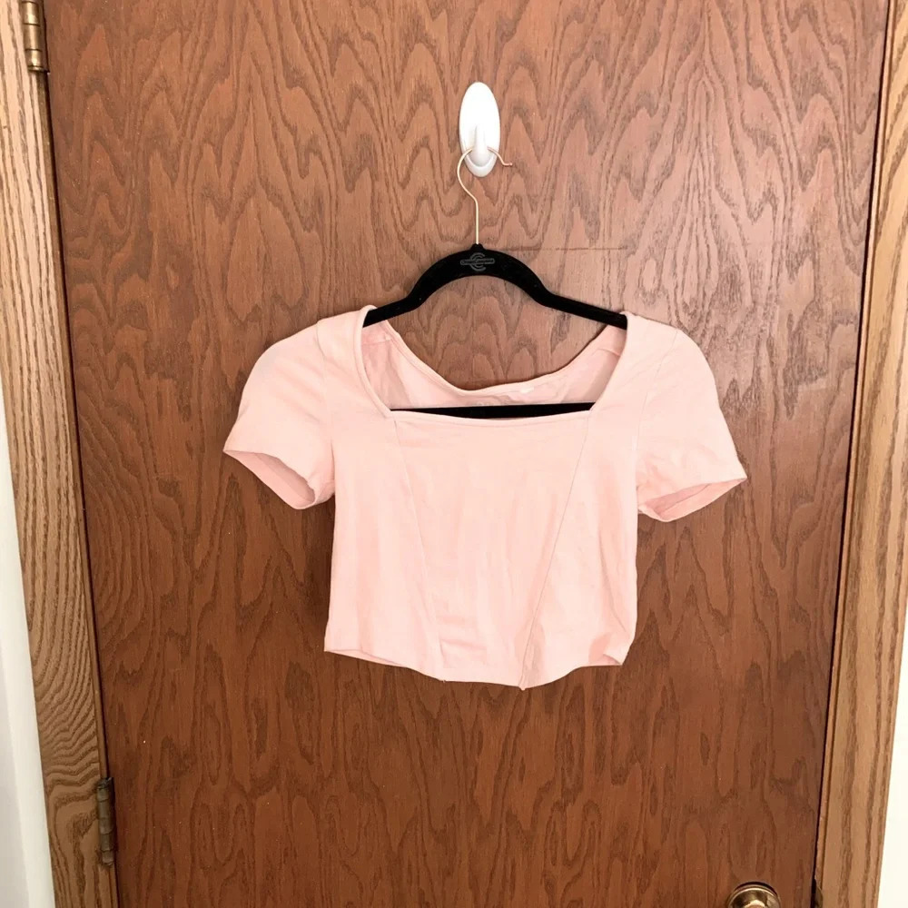 PacCares Cropped Tee